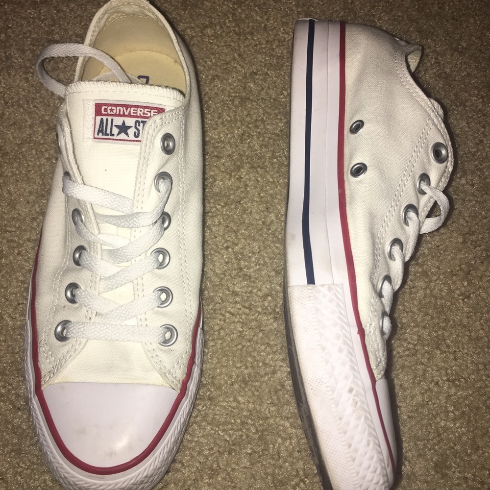 Converse All Star Low Top Lace Up sneakers